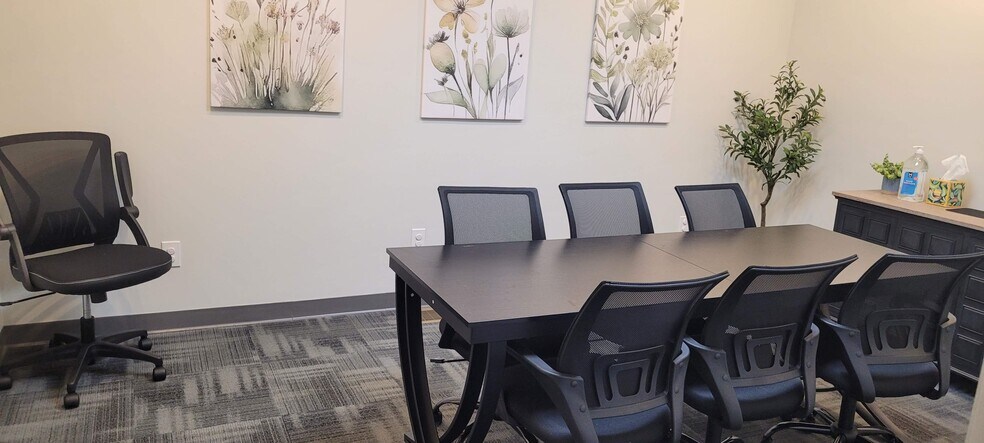 More Photos Of 5797 Beechcroft Rd, Columbus Medical For Lease