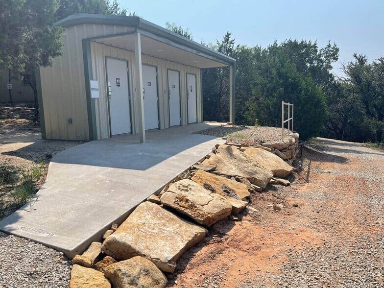 More Photos Of 4636 Halsell Ranch Rd, Jacksboro Trailer Camper Park For Sale