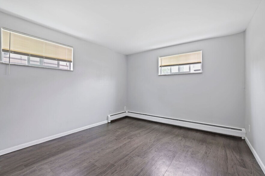More Photos Of 2749 Queen City Ave, Cincinnati Apartments For Sale