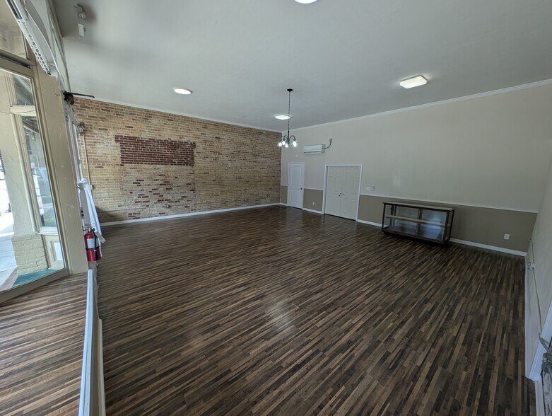 More Photos Of 14827 Main St, Alachua Storefront Retail Office For Lease