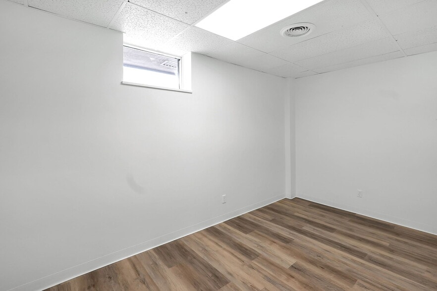 More Photos Of 3184 W Broad St, Columbus Medical For Lease