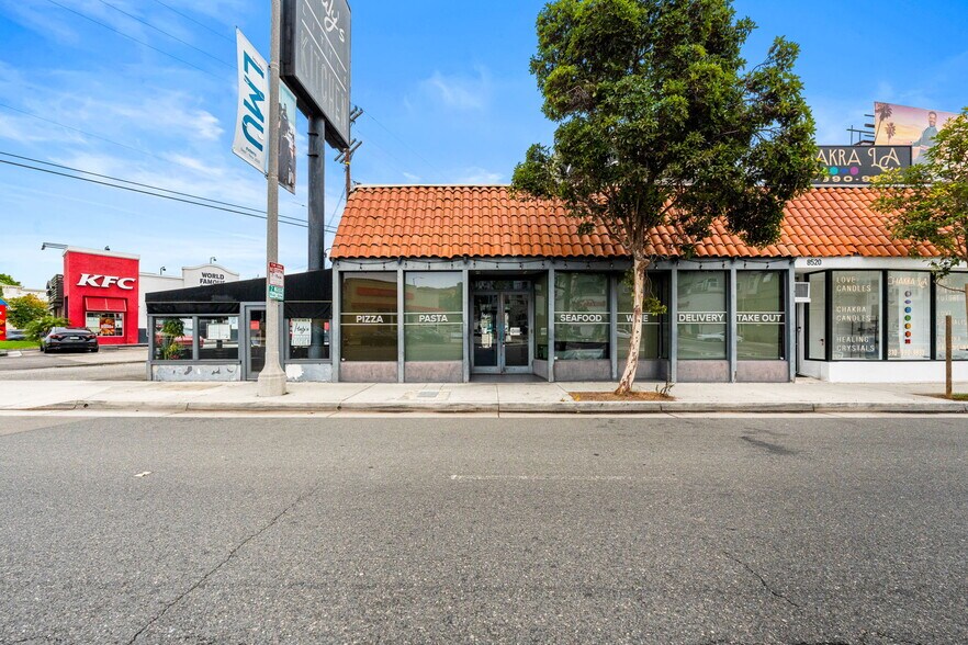 More Photos Of 8516-8524 Lincoln Blvd, Los Angeles Restaurant For Lease