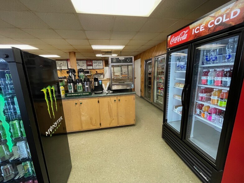 More Photos Of 21 Corinna Road Rd, Saint Albans Convenience Store For Sale