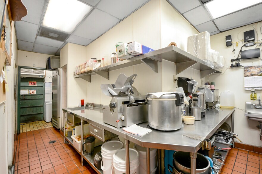 More Photos Of 142 N Mountain Ave, Ontario Restaurant For Sale