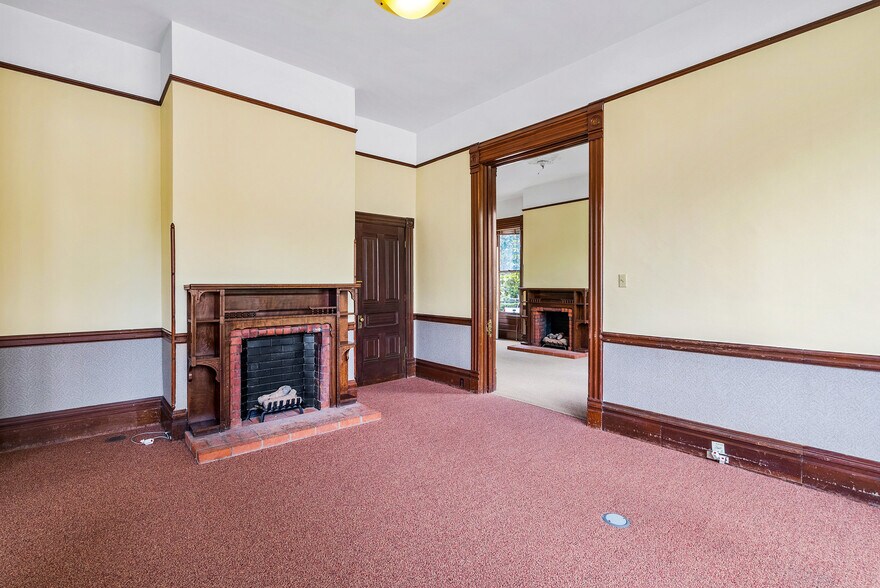 More Photos Of 603 Mission St, Santa Cruz Office For Sale