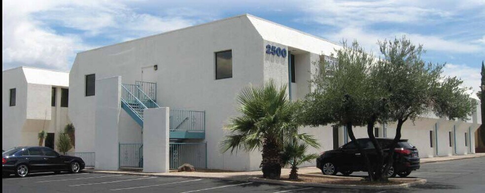 More Photos Of 2500 N Pantano Rd, Tucson Office For Sale