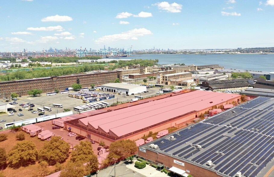 More Photos Of 327-347 1st St, Elizabeth Distribution For Sale