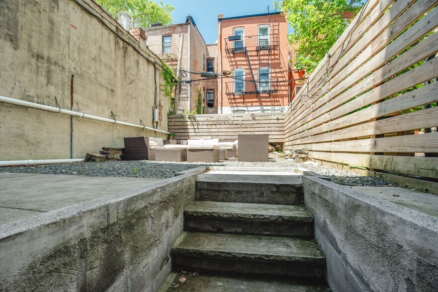 More Photos Of 579 Decatur St, Brooklyn Apartments For Sale