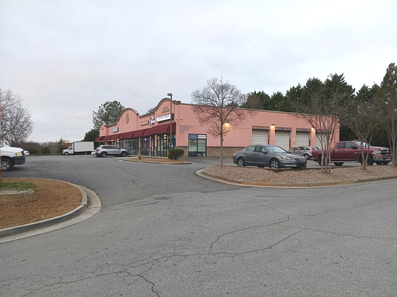 More Photos Of 2779 Cruse Rd, Lawrenceville General Retail For Sale