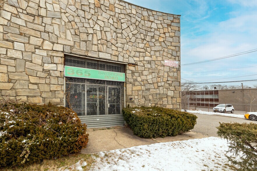 More Photos Of 365 Bayshore Rd, Deer Park Warehouse For Sale