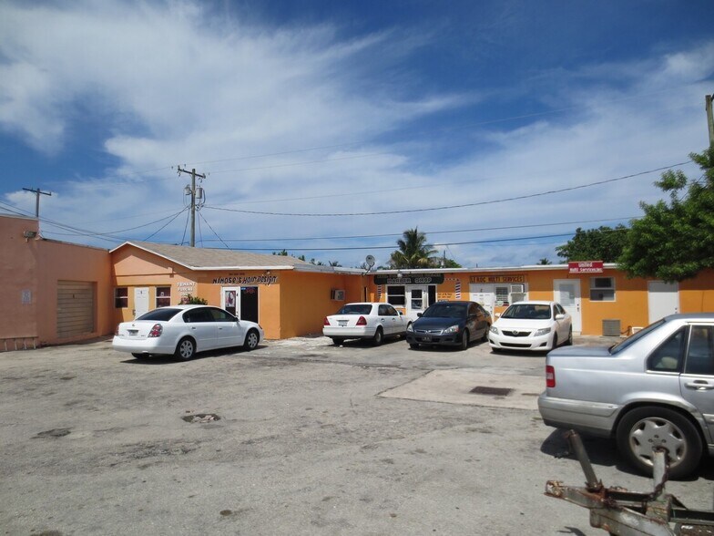 More Photos Of 341 SE 2nd Ave, Delray Beach Restaurant For Sale