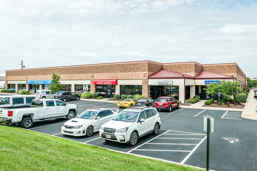 More Photos Of 11101-11135 Kenwood Rd, Cincinnati Flex For Lease
