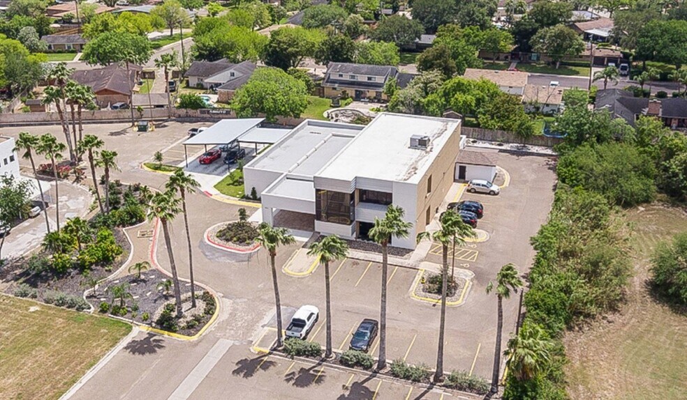 Primary Photo Of 1024 W Los Ebanos Blvd, Brownsville Medical For Sale