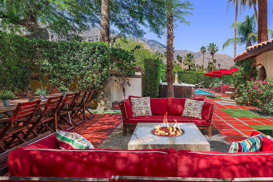 More Photos Of 520 Chuckwalla Rd, Palm Springs Apartments For Sale