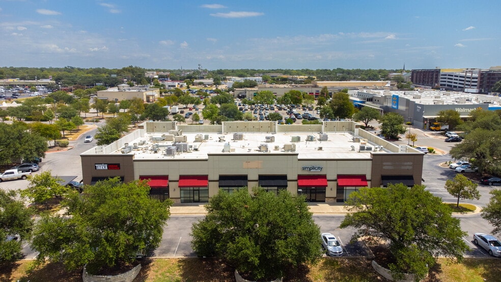 More Photos Of 2525 Anderson Ln W, Austin Unknown For Lease