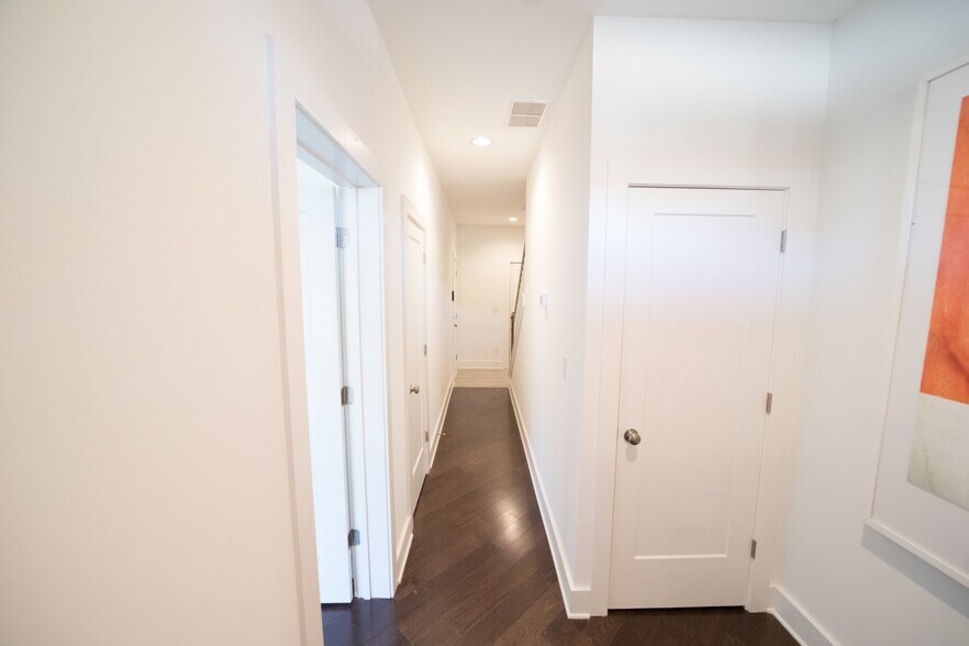 More Photos Of 2488 Perry Blvd NW, Atlanta Apartments For Sale