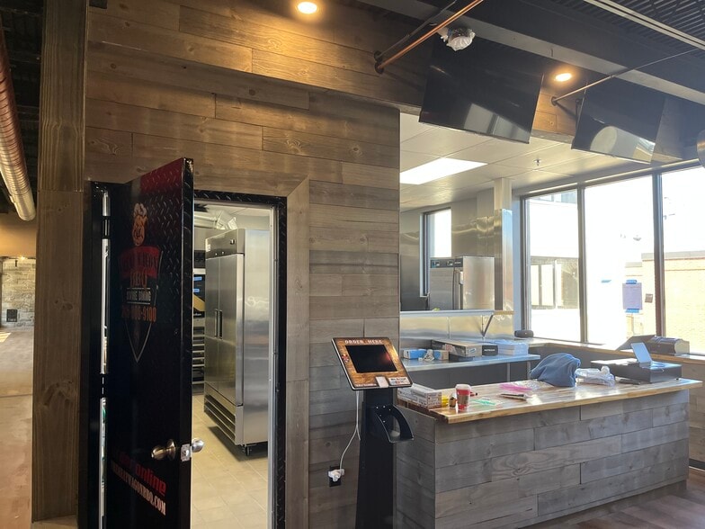 More Photos Of 483 Main St, Harleysville Storefront Retail Office For Lease