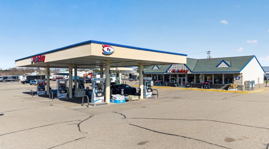 More Photos Of 1423 2nd St N, Sauk Rapids Convenience Store For Sale