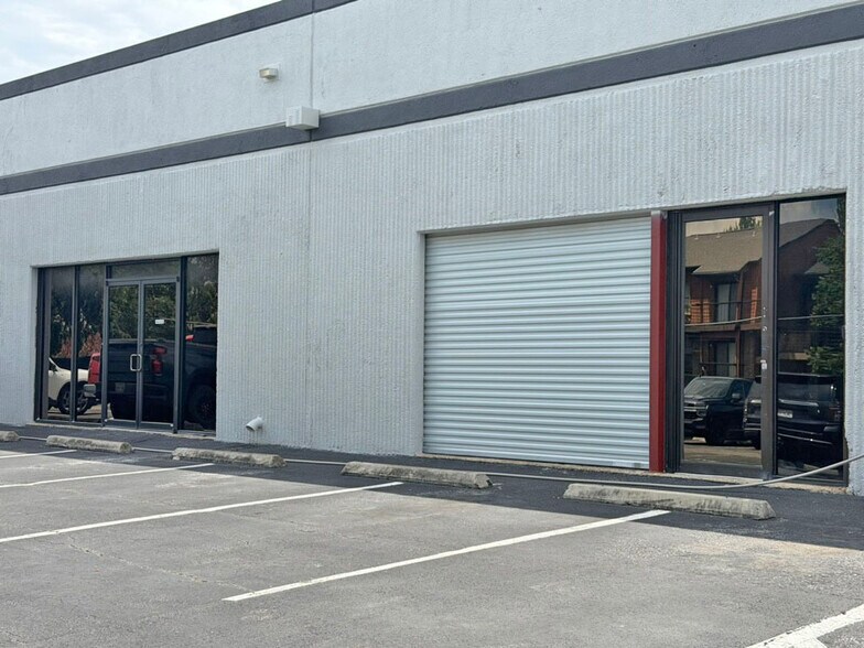 More Photos Of 2391 NE Loop 410, San Antonio Unknown For Lease