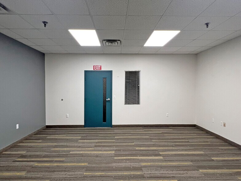 More Photos Of 2820 W 23rd St, Erie Loft Creative Space For Lease