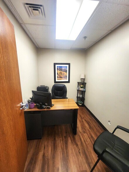 More Photos Of 899 US Hwy 287, Broomfield Medical For Sale