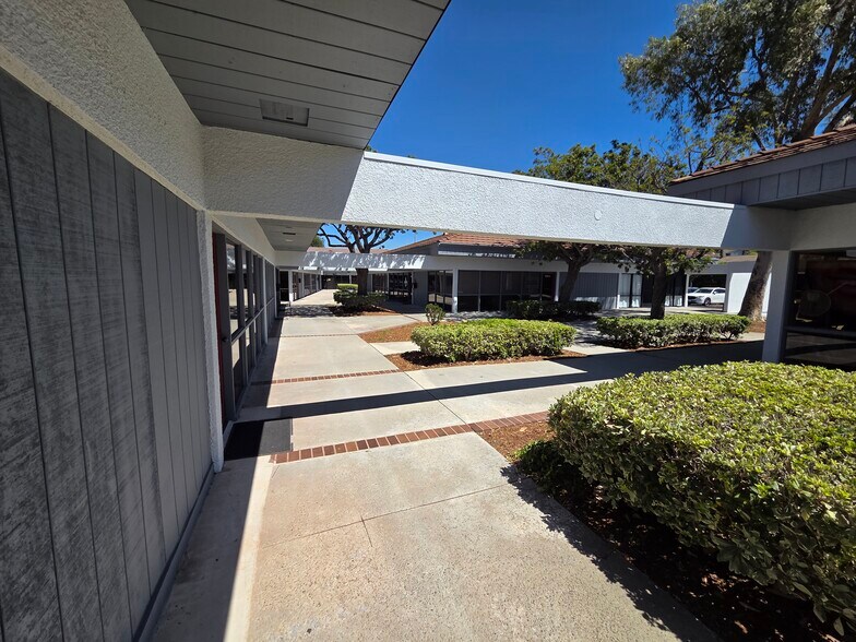 More Photos Of 6507 E Serrano Ave, Anaheim Office For Lease