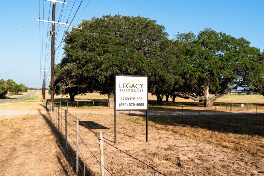 More Photos Of 1769 FM 536, Pleasanton Land For Sale