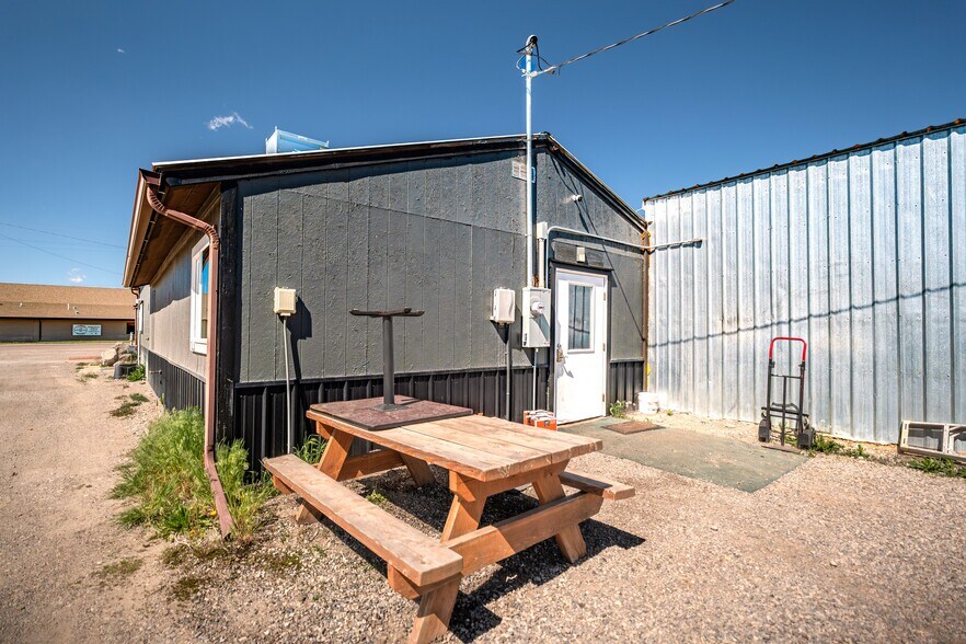 More Photos Of 425 S Main St, Choteau Garden Center For Sale