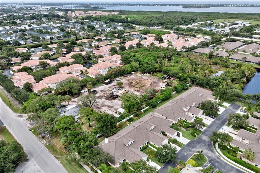 More Photos Of 690 6th Ave, Vero Beach Land For Sale