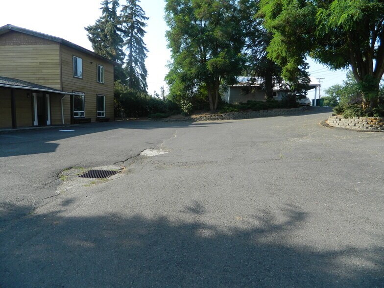 More Photos Of 2345 Biehn St, Klamath Falls Healthcare For Sale