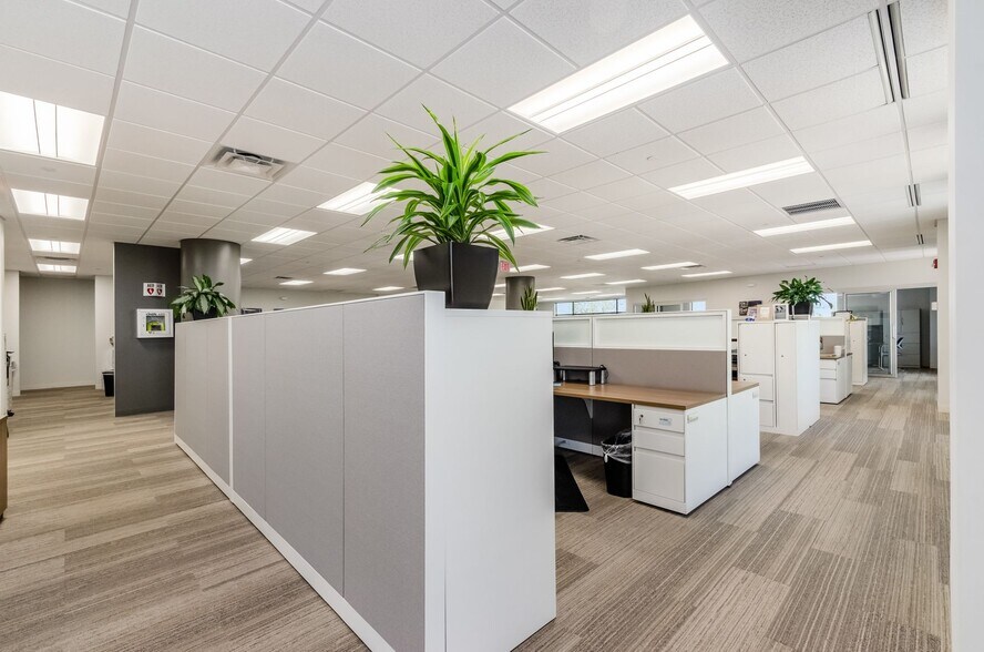 More Photos Of 1 E Campus View Blvd, Columbus Office For Lease