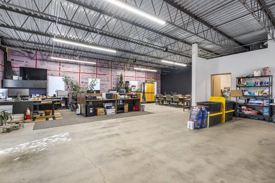 More Photos Of 2104 International Ln, Madison Light Distribution For Sale
