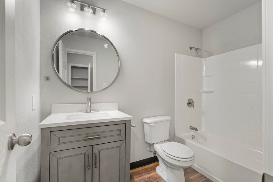 More Photos Of 1805 S Y St, Fort Smith Apartments For Sale