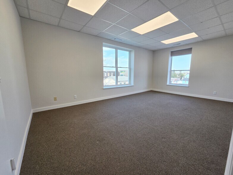 More Photos Of 701 West Ave, Ocean City Medical For Lease