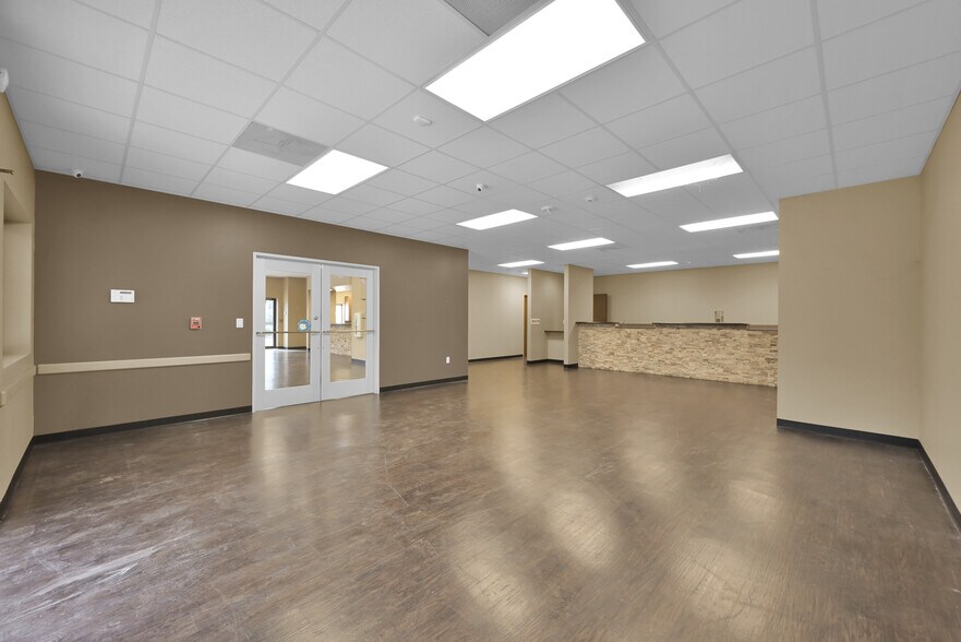 More Photos Of 1126 Rayford Rd, Spring Medical For Sale