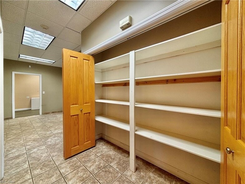 More Photos Of 3312 Lake Ave, Ashtabula Office For Sale