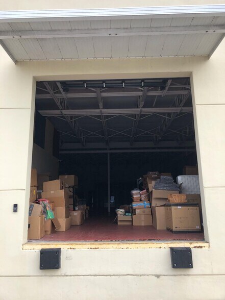 More Photos Of 17401 NW 2nd Ave, Miami Warehouse For Sale