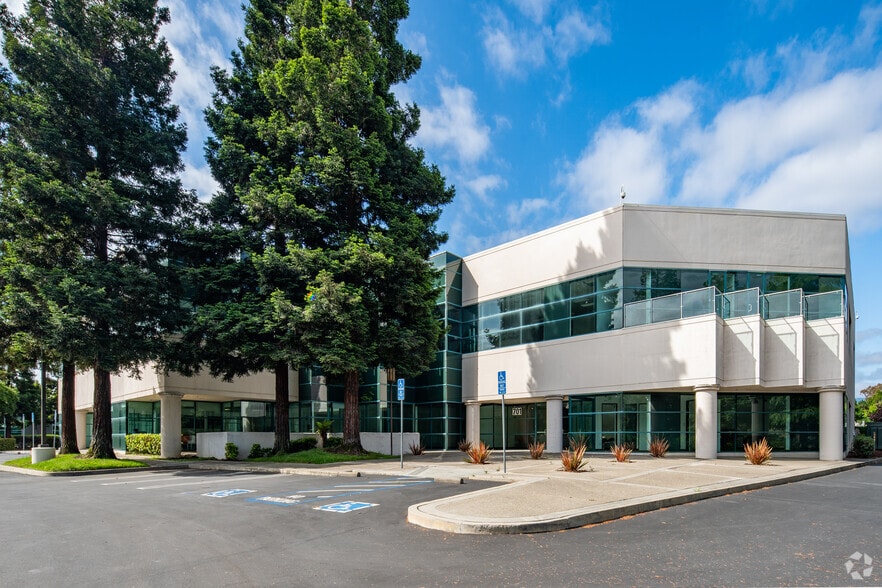Primary Photo Of 701 E Middlefield Rd, Mountain View Research And Development For Lease