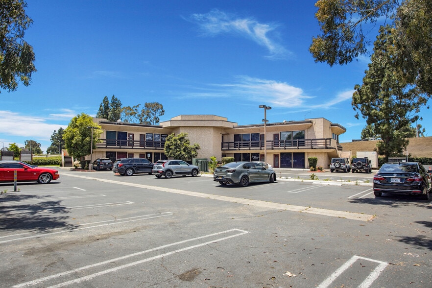 More Photos Of 2445 W Chapman Ave, Orange Medical For Sale