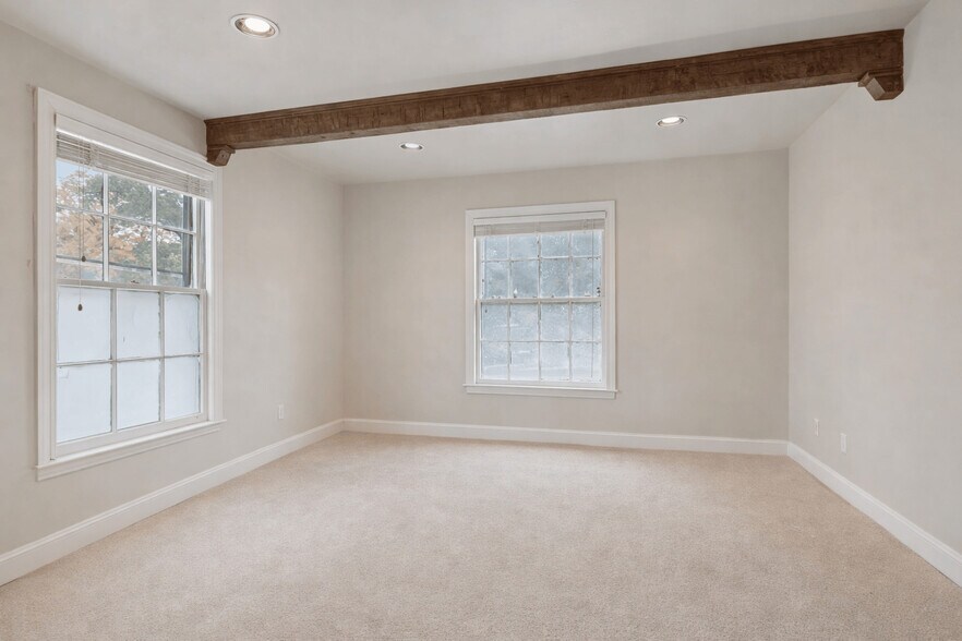 More Photos Of 413 E Iris Dr, Nashville Loft Creative Space For Sale