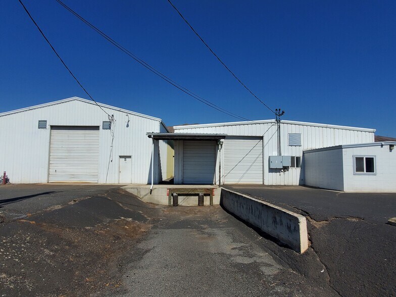 Primary Photo Of 1390 Commercial Way, Clarkston Manufacturing For Sale