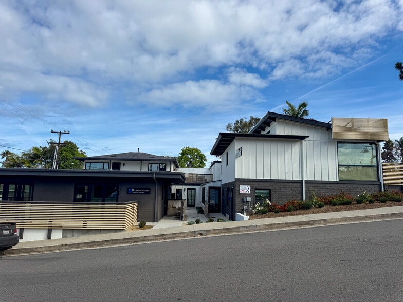 More Photos Of 230 12th St, Del Mar Storefront Retail Office For Lease