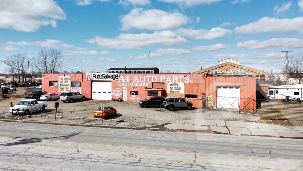 Primary Photo Of 4105 N Detroit Ave, Toledo Auto Salvage Facility For Sale