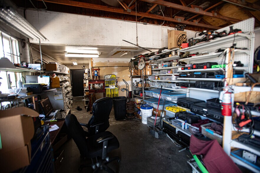 More Photos Of 14825 US Highway 19, Hudson Service For Sale