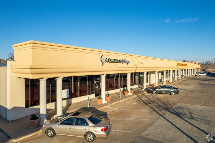 Primary Photo Of 2103 W Britton Rd, Oklahoma City Freestanding For Lease