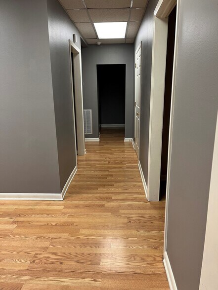 More Photos Of 406 Turtle Creek Dr, Shreveport Office For Sale