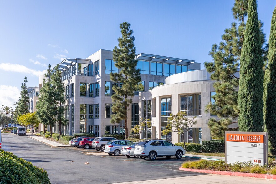 More Photos Of 4445 Eastgate Mall, San Diego Coworking Space