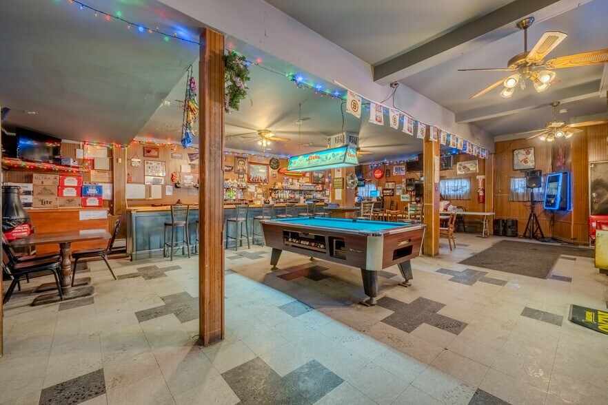 More Photos Of 240 Essex St, Haverhill Storefront Retail Residential For Sale