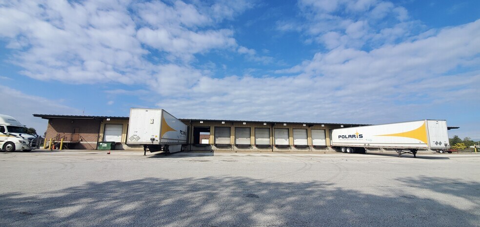 More Photos Of 4375 Glenbrook Rd, Willoughby Truck Terminal For Lease