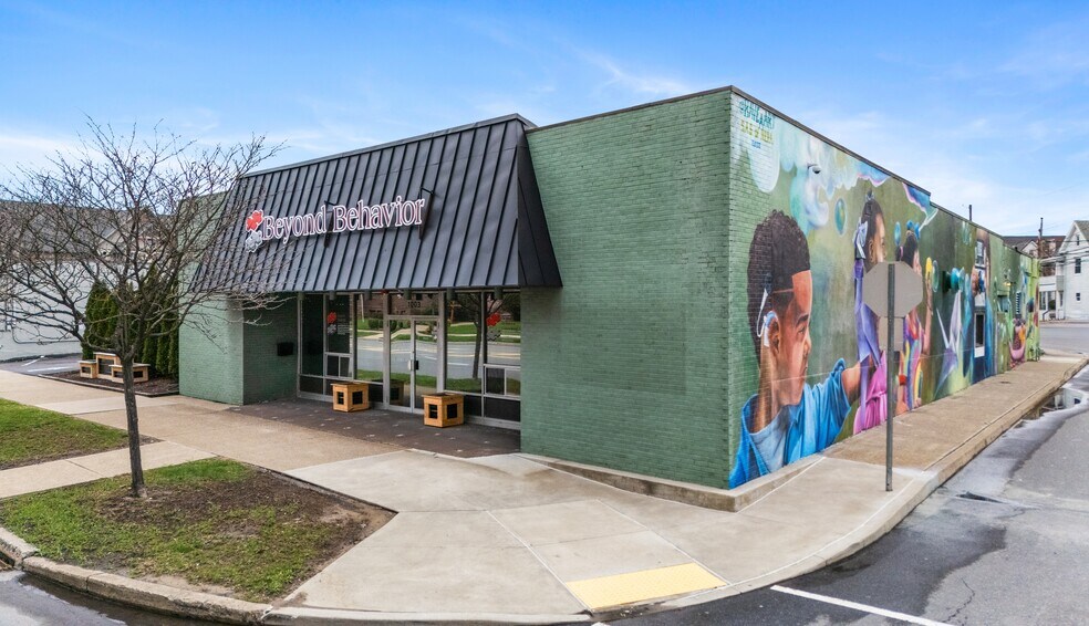 More Photos Of 1003 Wyoming Ave, Forty Fort Medical For Sale